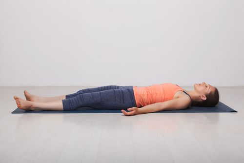 corpse pose yoa relaxing